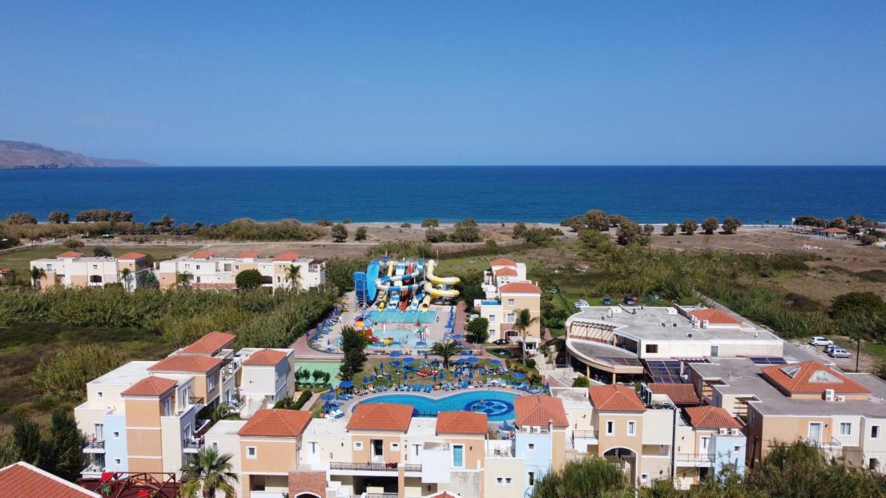 Chrispy Waterpark Resort Kolymbari Exterior photo